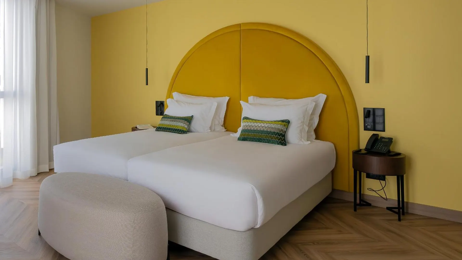 The Mn56 Hotel Lagos 4*,  Portekiz