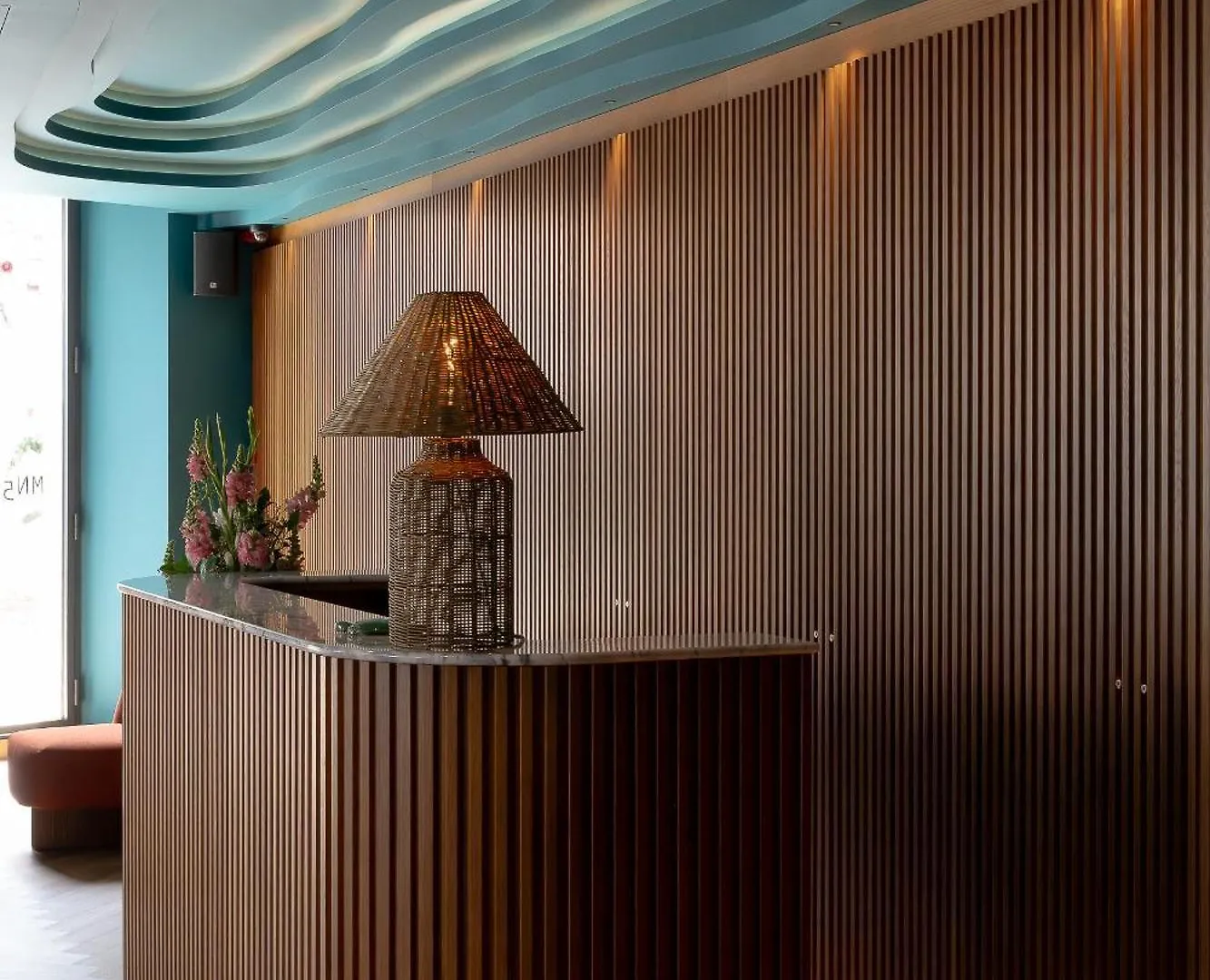 ****  The Mn56 Hotel Lagos Portugal